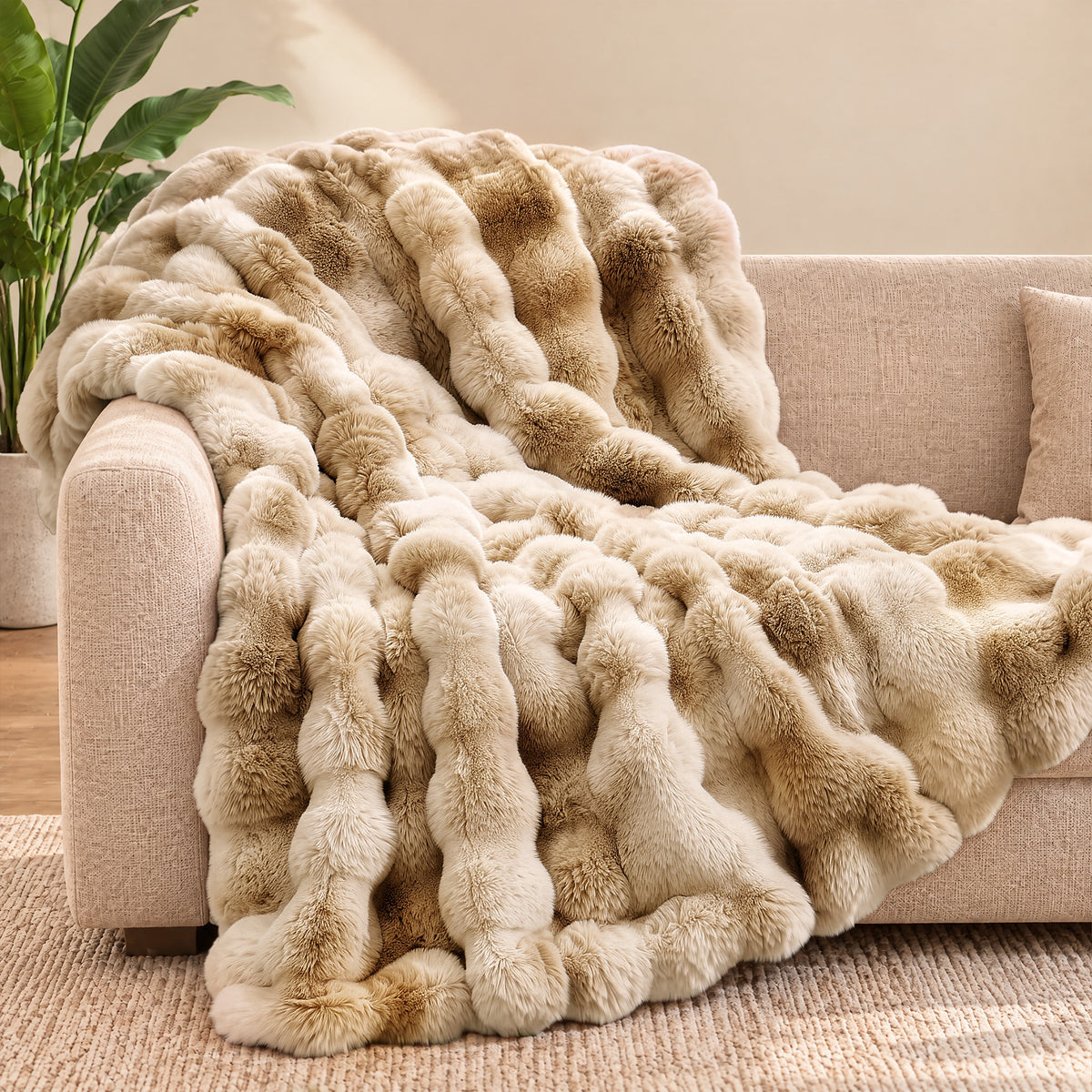puredown®Faux Rabbit Fur Thick Throw Blanket for Couch, 1120GSM Tie-Dye Beige, Soft Thick Luxury Fluffy Cozy Blanket for Couch Sofa Bed, Warm Decorative Throw Blanket for Home Decor