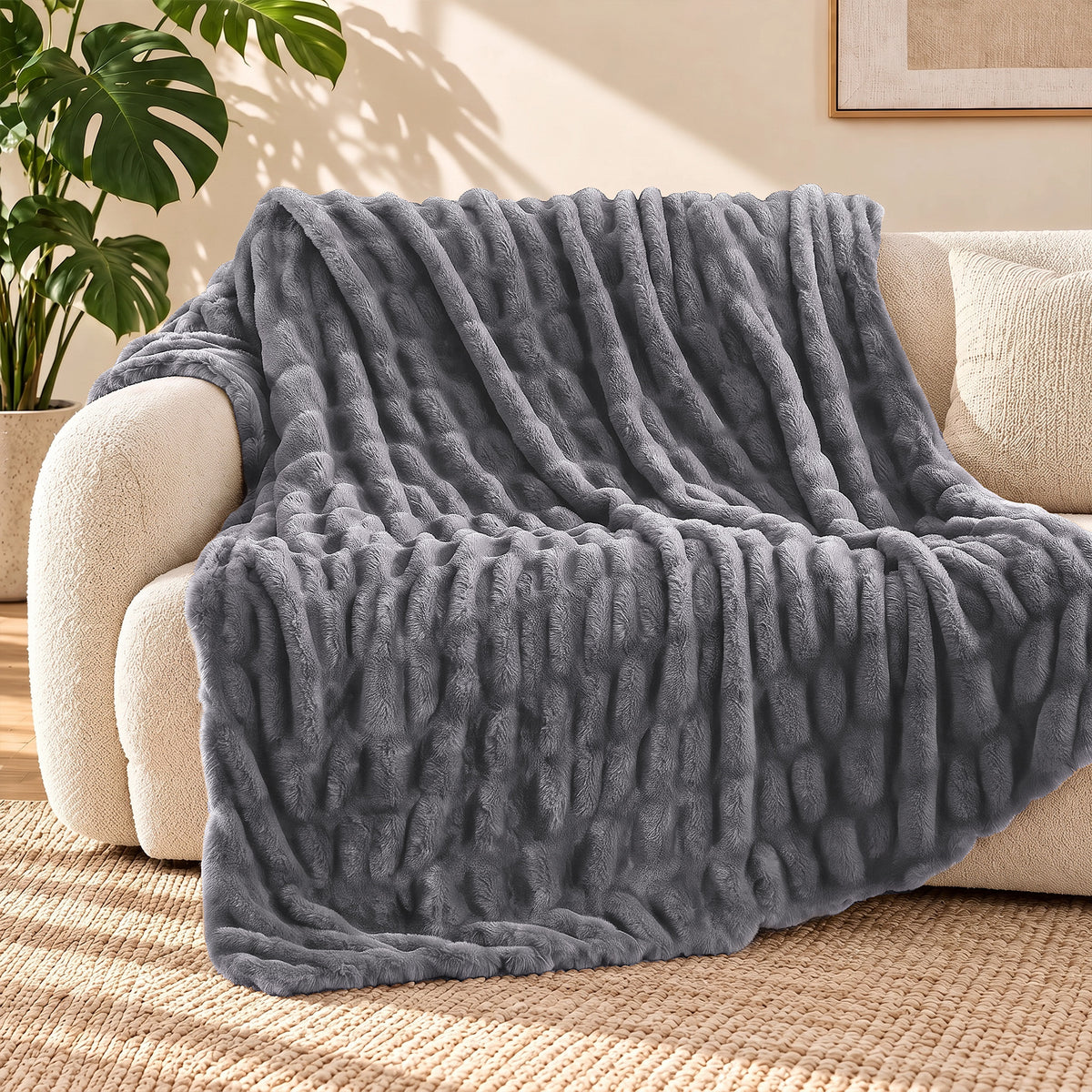 puredown®Faux Rabbit Fur Throw Blanket for Couch, 50"x60" Brown
