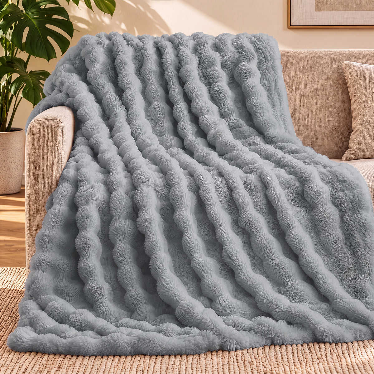puredown®Faux Rabbit Fur Bubble Throw Blanket for Couch, Beige